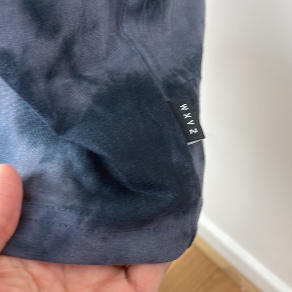 W X Y Z Mfg. Co. Tie Dye Black T-Shirt Skull Size Large - Picture 4 of 9